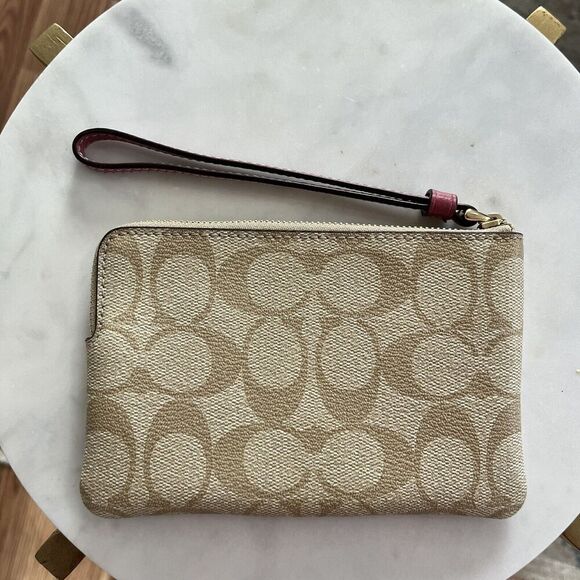 Coach Khaki/Dark Fuchsia Signature PVC Leather Corner Zip Wristlet Wallet - Picture 3 of 8